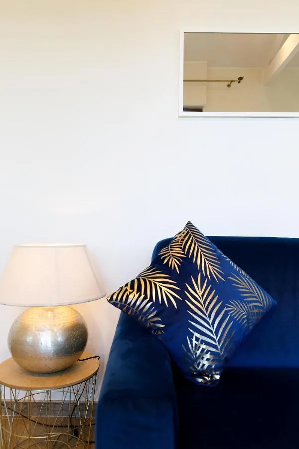 Villa D Exception Avec Terrasse, Jacuzzi, Vue Mer, Parking, En Plein Coeur Du Village De Eze