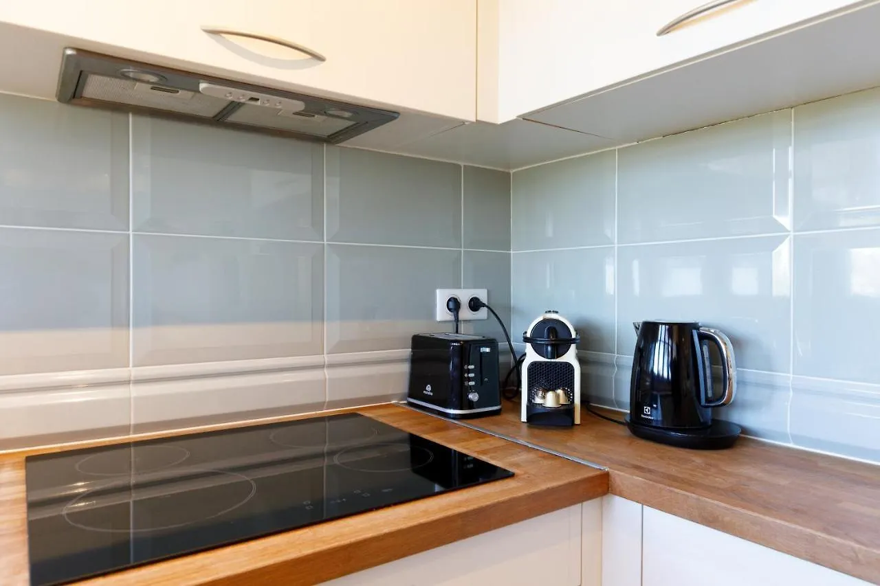 Villa D Exception Avec Terrasse, Jacuzzi, Vue Mer, Parking, En Plein Coeur Du Village De Eze 0*,