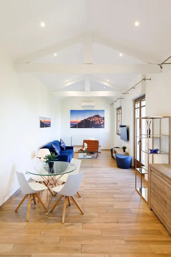 Villa D Exception Avec Terrasse, Jacuzzi, Vue Mer, Parking, En Plein Coeur Du Village De Eze Apartment